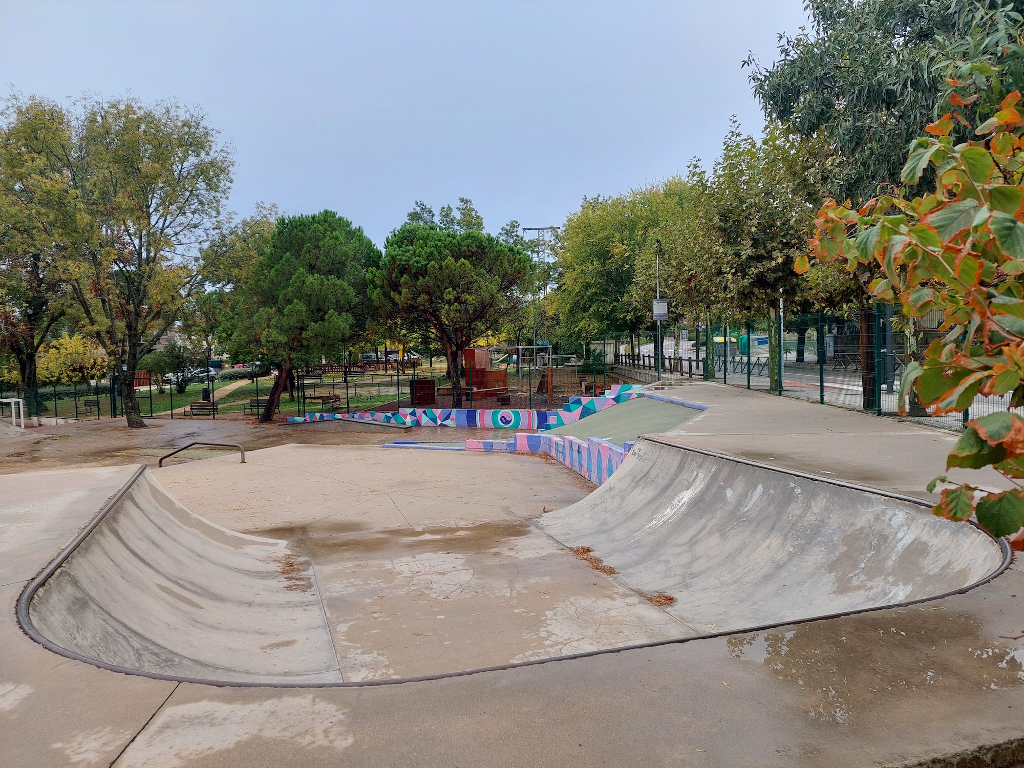 Hoyo de Manzanares skatepark